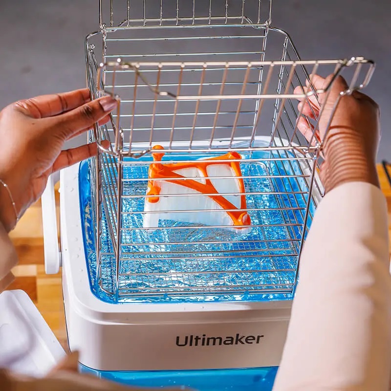 Ultimaker PVA Removal Station rinse basket
