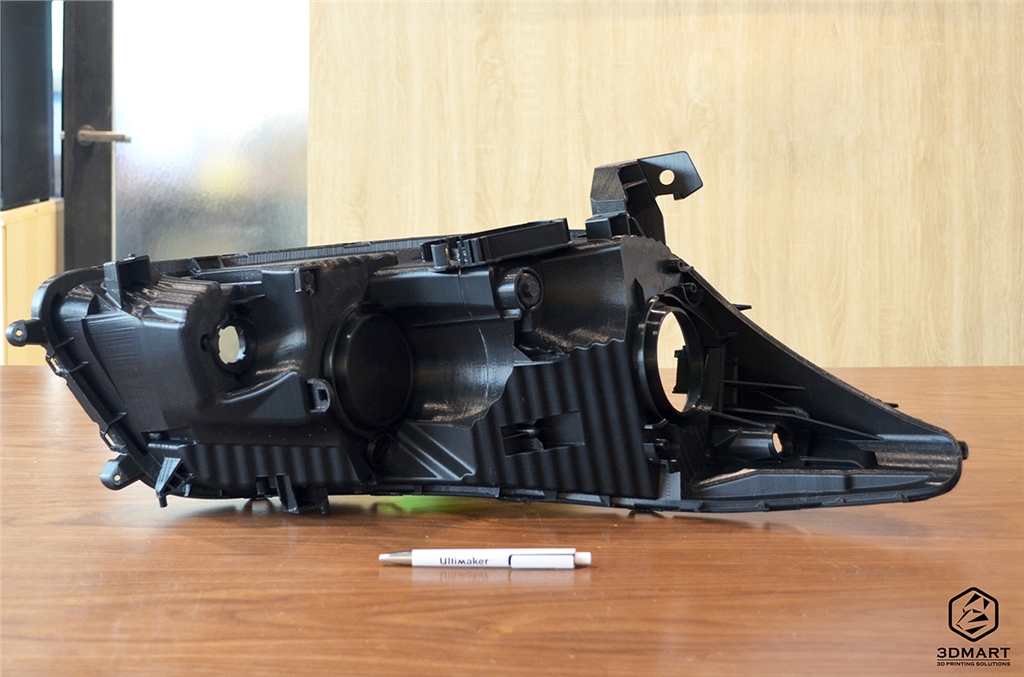 3D列印車(chē)燈組裝完成