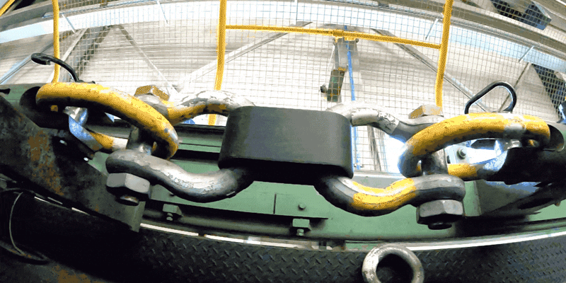 ultimaker-lifting-a-12-tonne-tank-auto-cad-nylon