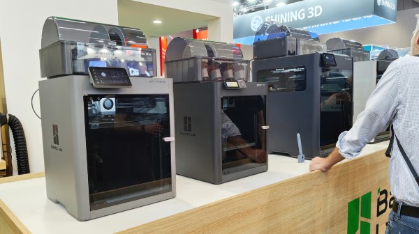 近距離了解 Bambu Lab 三年多來推出的產(chǎn)品：X1C、P1P 和 H2D Pro