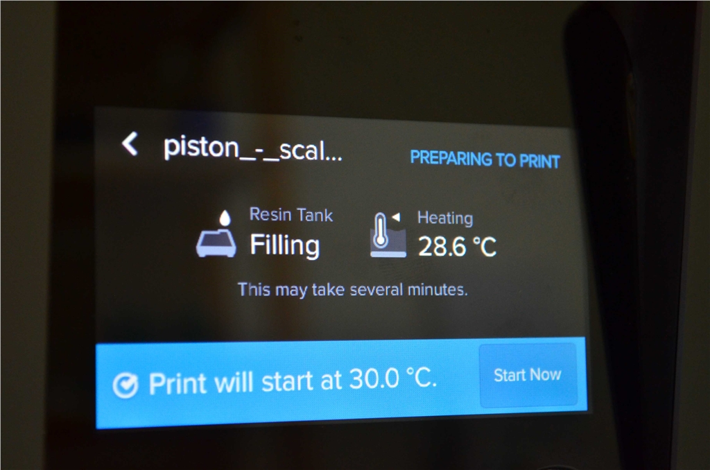 Formlabs SLA 3D列印機(jī) Form 2 臺(tái)灣 開(kāi)箱文章 填充並加熱樹(shù)脂槽 3DMART Formlabs SLA 3D列印機(jī) Form 2 臺(tái)灣 開(kāi)箱文章 填充並加熱樹(shù)脂槽 3DMART