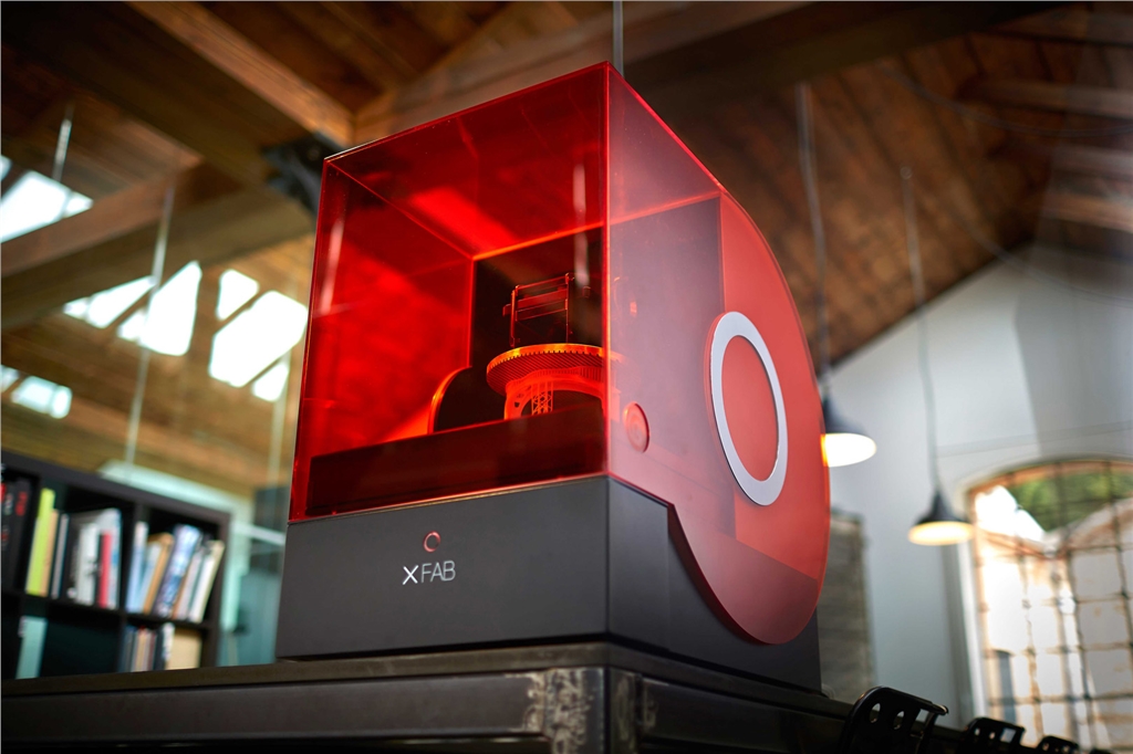 DWS推出的XFAB高階光固化技術(shù)列印機(jī)