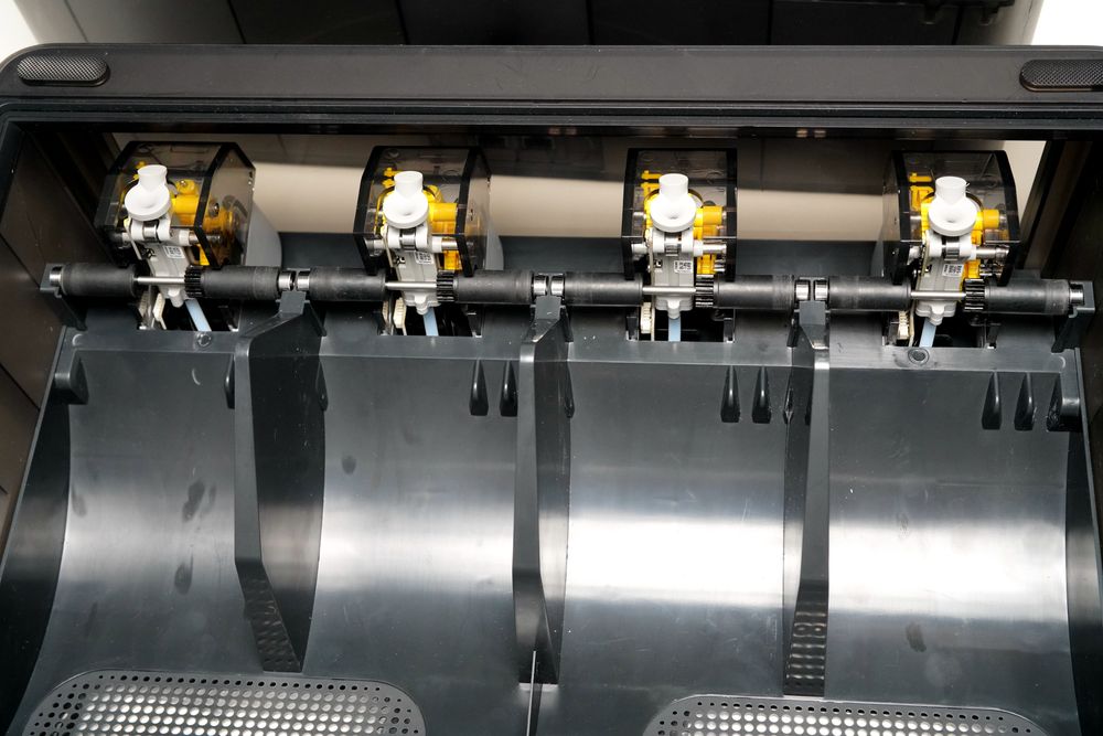 bambu-lab-x1-carbon-combo-3d-printer-ams-in-detail